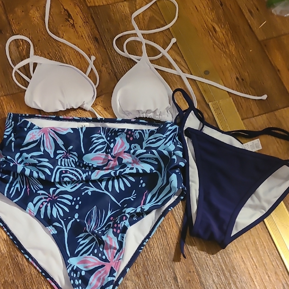 Floral Bikini Set with High-Waisted Bottoms